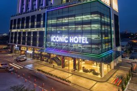 Iconic Hotel
